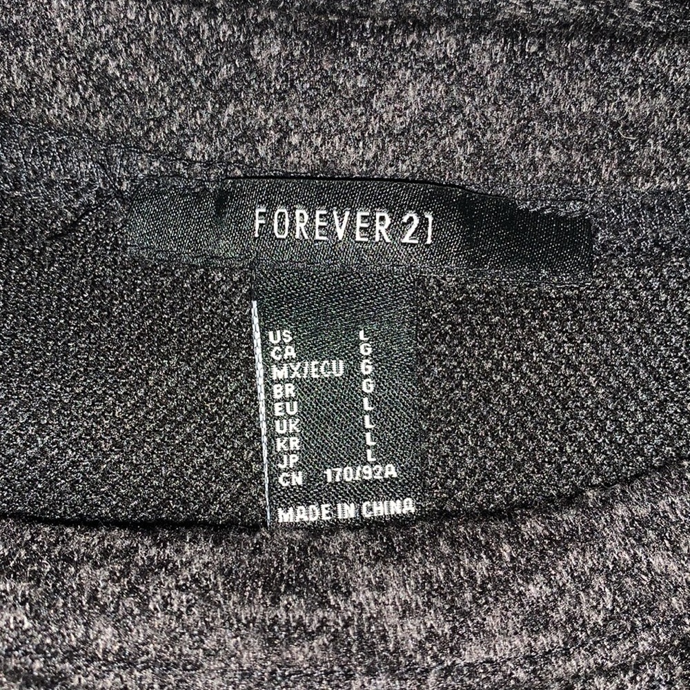Cropped sweater - Picture 3 of 3